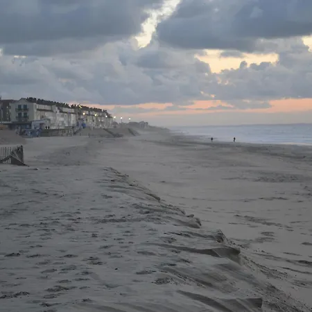 Semesterbostad La Maison Rose